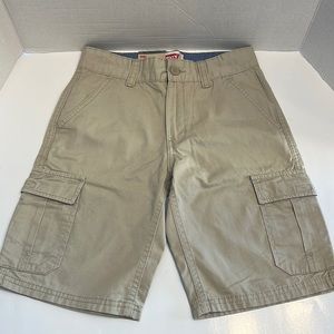 NEW w Tags Levi’s Boys Tan Cargo Short Size 8 Regular 24” adjustable waist